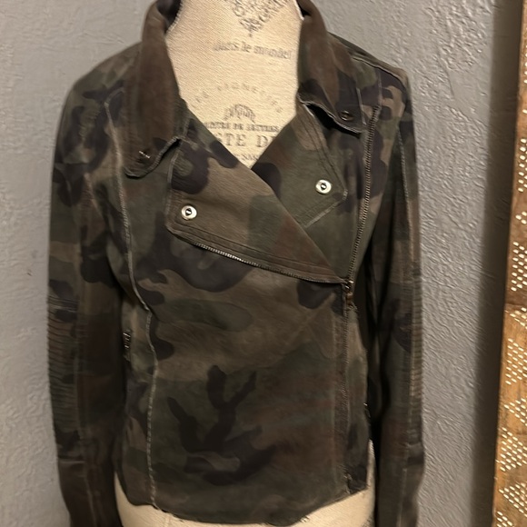 Marrakech | Marni Camo Moto Jacket - Picture 2 of 7